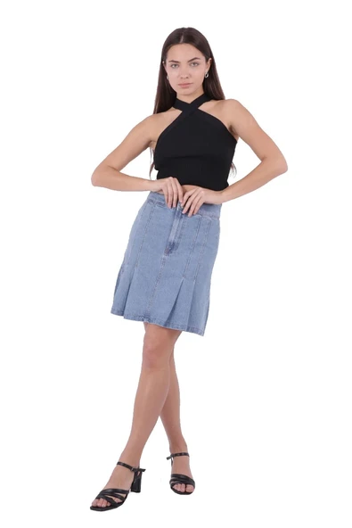 Pileli ve Çan Modelli Cepsiz Astarsız Kadın Kısa Kot Etek Durulanmış Mavi Denim Yaz / Bahar  - 6