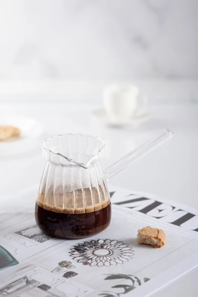 Isıya Dayanıklı Ocakta Kullanmaya Uygun Lüks Borosilikat Cam Cezve 400 Ml - 4