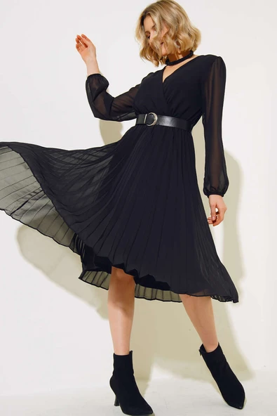 Kemerli Pileli Şifon Elbise Siyah ürün görseli 1