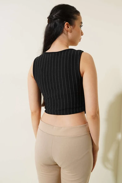 İnce Çizgili Kısa Yelek Siyah - Resim 3