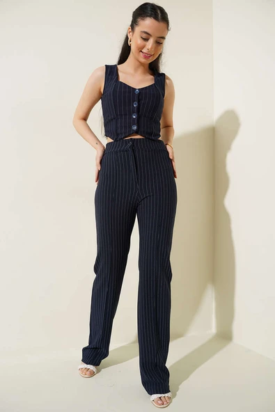 İnce Çizgili Kısa Yelek Lacivert - Resim 2