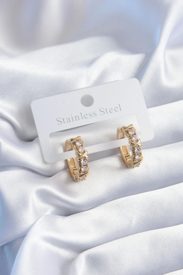 316L Çelik Gold Renk Xoxo Model Zirkon Taşlı Kadın Küpe ürün görseli