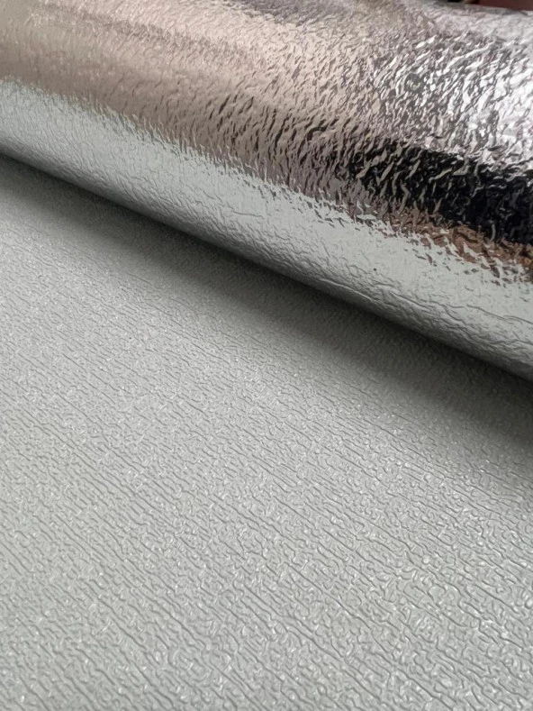 Kendinden Yapışkanlı Alüminyum Folyolu Isı Ses Yalıtımlı Duvar Kağıdı Paneli 50x280 Cm Su Yeşili