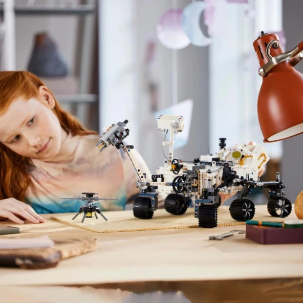 LEGO® Technic NASA Mars Rover Perseverance 42158 - 5