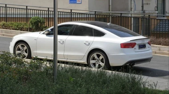 Audi A5 Uyumlu 2009-2016 Spoiler - Piano Black (Parlak Siyah) - Resim 4