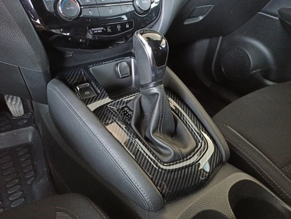 Nissan Qashqai Uyumlu 2018+ Vites Kaplama - Karbon - Resim 2