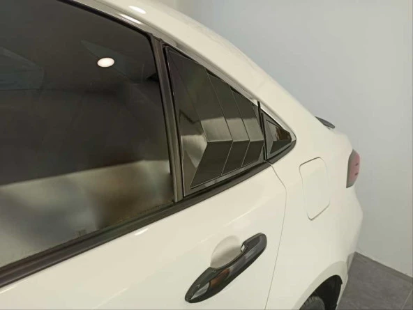 Toyota Corolla Uyumlu 2019+ Kelebek Kaplama Piano Black - 2