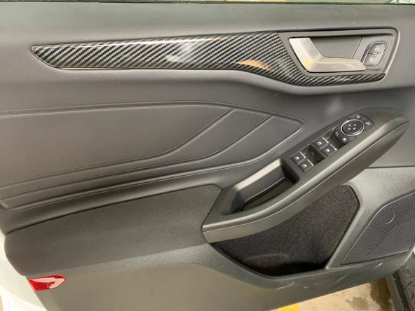 Ford Focus Uyumlu 2019+ Panel Kaplama Kalın Model - Karbon (ABS) - Resim 2