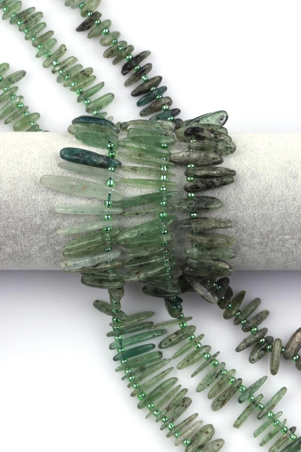 Yeşil Kyanit Doğal Taş Saçaklı Kırıktaş Dizi ürün görseli