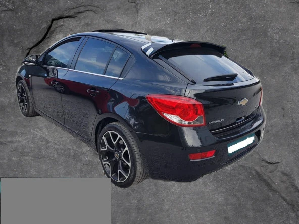 Chevrolet Cruze Hatchback Anatomik Spoiler