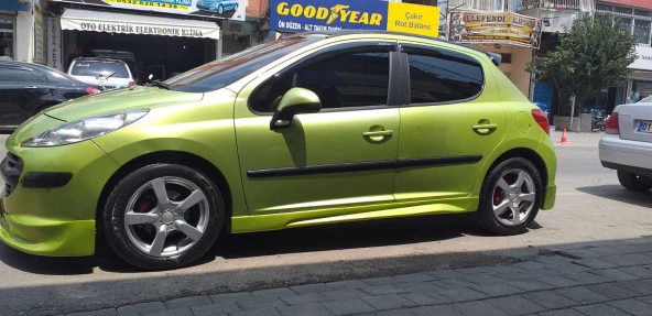 Peugeot 207 Yan Marşpiyel Boyalı