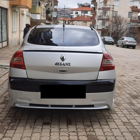 Renault Megane 2 için Sedan 2004-2010 Arka Karlık Arka Ek Boyalı