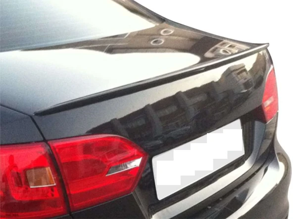 Volkswagen Jetta Spoiler İnce Model Parlak Siyah - Resim 2