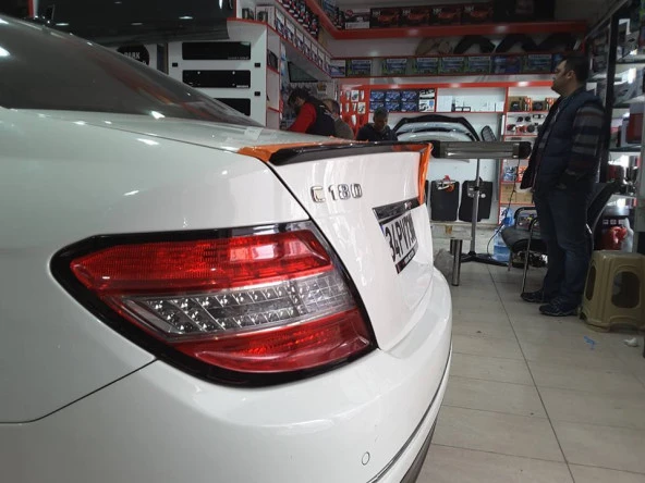 Mercedes W204 (07-13)C Seri Spoiler Bagaj (Kalın) - 3