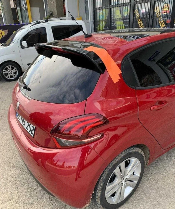 Peugeot 208 Spoiler Boyalı