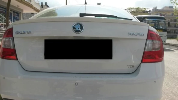 Skoda Rapid Spoiler Sedan