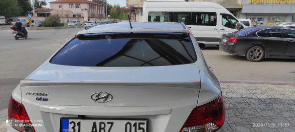 Hyundai Accent Blue Spoiler Bagaj Üstü Anatomik Boyalı