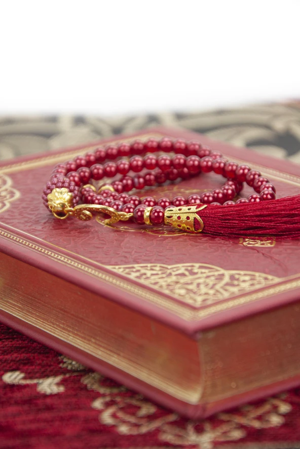 İngilizce Mealli Medine Hatlı Kuranı Kerim ve Seccade Seti Kırmızı - Resim 9