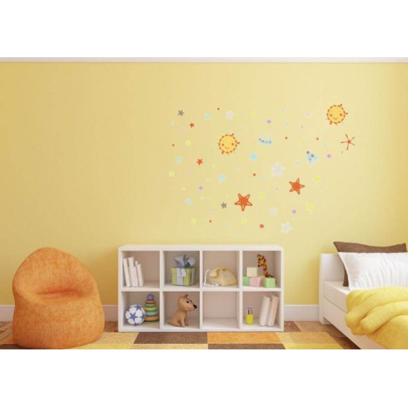 DUVAR SÜSÜ (STİCKER) 2 ADET UZAYLI DESENLİ PVC 70X50X0,5CM