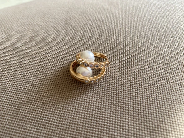 İncili VIP Halka Küpe