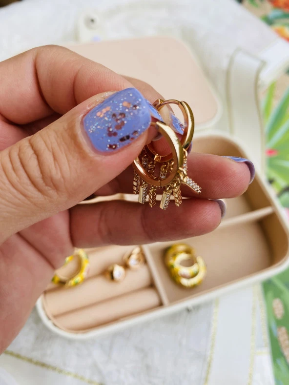 Çok Beklenen Shakira Küpe - 2