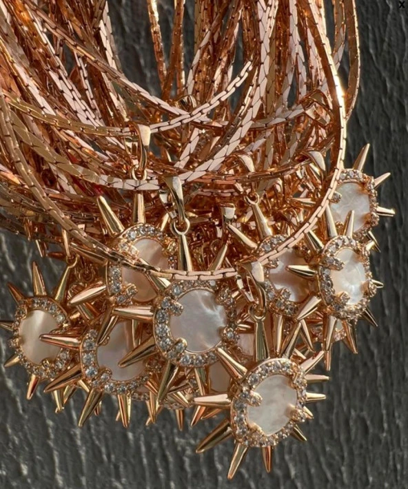 En Çok Beklenen GÜNEŞ Kolye - 2