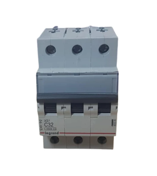 3X32A C/4,5KA OTOMATİK SİGORTA LEGRAND