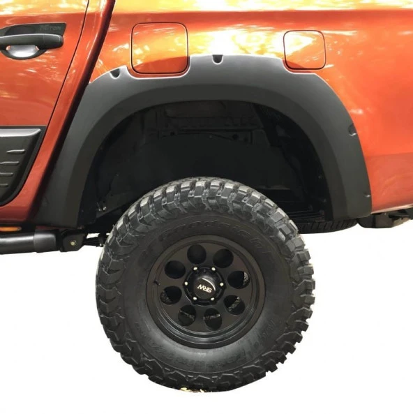 Mitsubishi L200 Çamurluk için Kaplama Civatasız 3.5Cm Dodik Seti 2019+