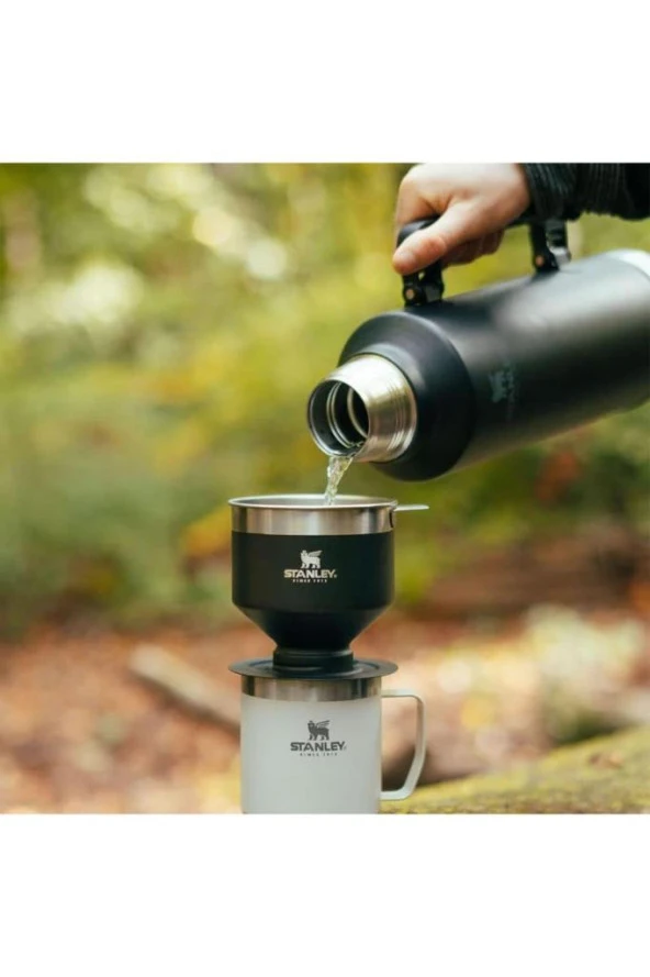 Stanley Klasik Vakumlu 2.3 Litre Çelik Termos - Siyah - Resim 7