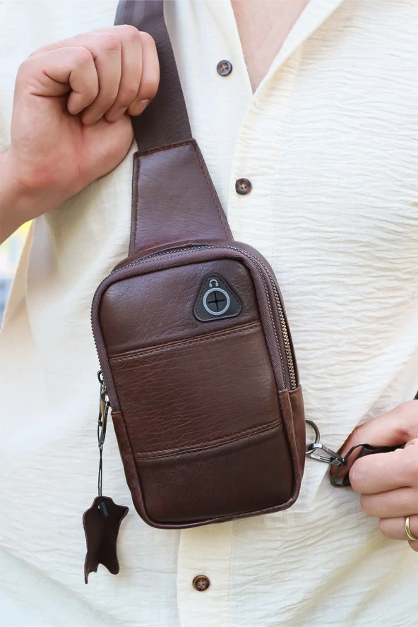 Erkek Jumbo Kahverengi Kulaklık Çıkışlı Ayarlanabilir Askılı Deri Omuz Göğüs Ve Çapraz Çanta - 4