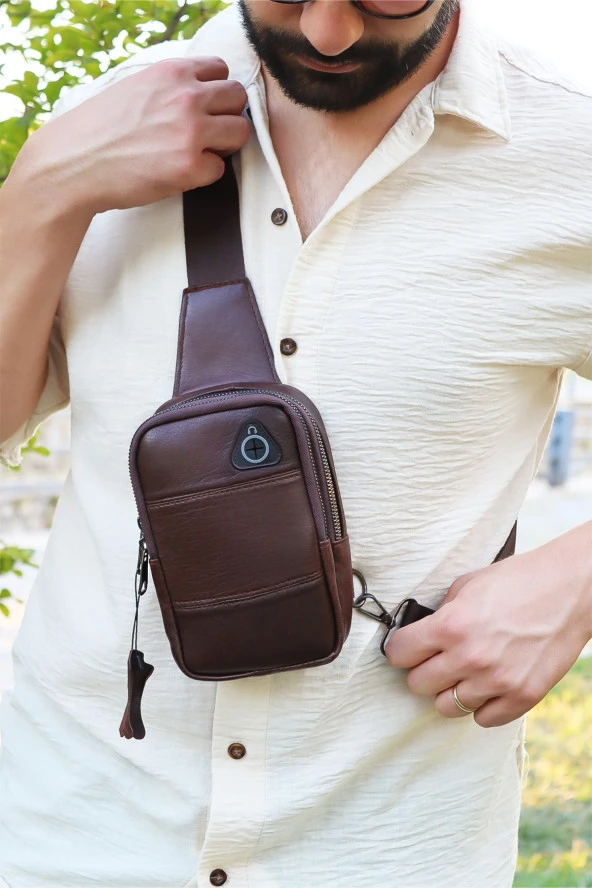 Erkek Jumbo Kahverengi Kulaklık Çıkışlı Ayarlanabilir Askılı Deri Omuz Göğüs Ve Çapraz Çanta - 2