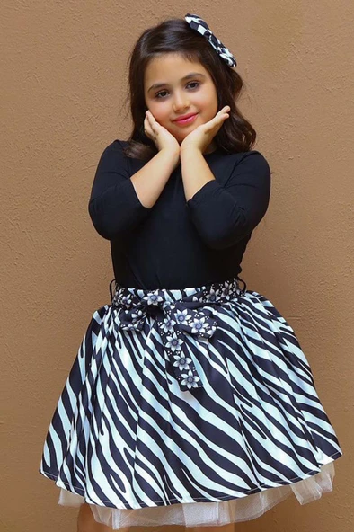 Kız Çocuk Deri Ceket ve Zebra Baskılı Saten Siyah Etekli Takım - 8