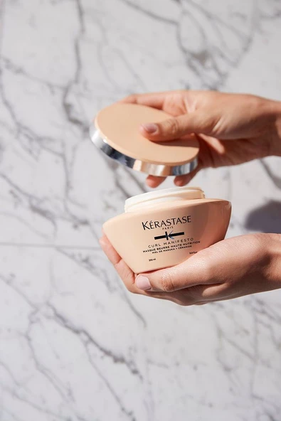 Kerastase Curl Manifesto Masque Beurre Haute Nutrition Kıvırcık Saçlara Besleyici Saç Maskesi 200 ml - 8