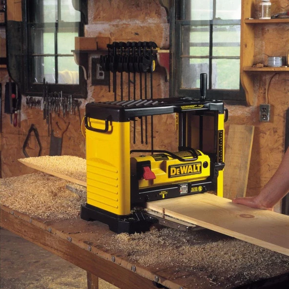 Dewalt DW733 Planya ve Kalınlık Makinesi - 3