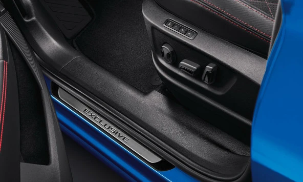 Volkswagen Jetta 6 için Krom Kapı Eşik Koruması Exclusive Line 2014 Üzeri 4 Parça ürün görseli