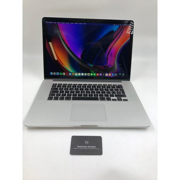 Apple Macbook Pro A1398 İ7 İşlemci 16 Gb Ram 256 Gb M2 Ssd