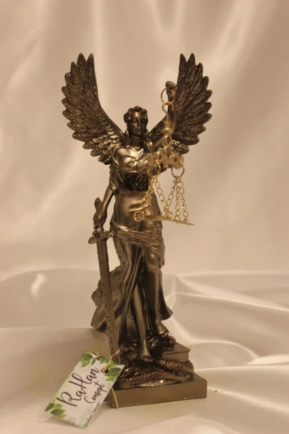 Dekoratif Avukat Adalet Kadın Heykeli Themis Terazi Kanatlı ürün görseli