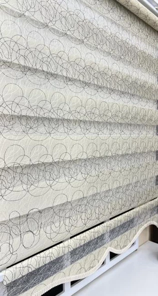 Zebra Stor Nakışlı Krem Etek Dilimli ST 122  Krem 160 x 200 - 4