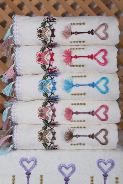 6 lı Kalp Çiçek Nakışlı Mutfak Havlusu Püsküllü Hediyelik Çeyizlik Kalpli Mutfak Havlu Takımı 30 x 50 Cm - 3