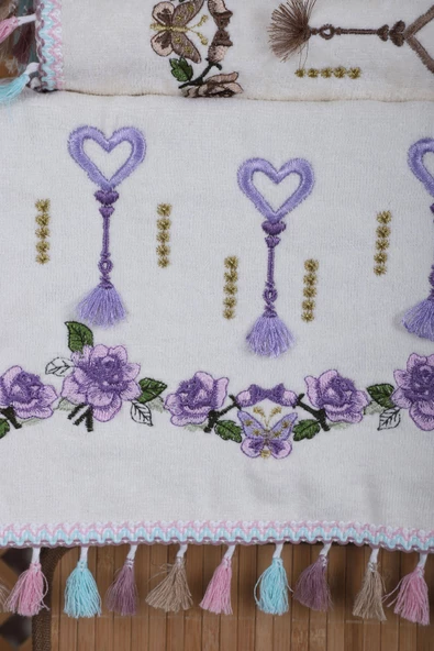 6 lı Kalp Çiçek Nakışlı Mutfak Havlusu Püsküllü Hediyelik Çeyizlik Kalpli Mutfak Havlu Takımı 30 x 50 Cm - 4