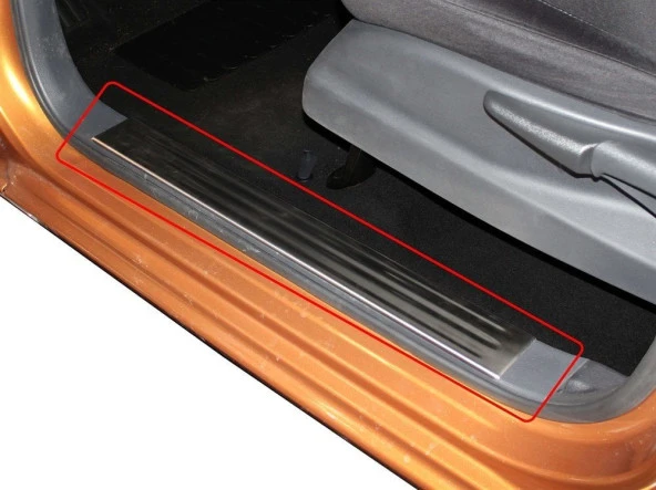 Nissan Navara Kapı için Eşiği 4 Parça Krom 2016 Ve Sonrası ürün görseli