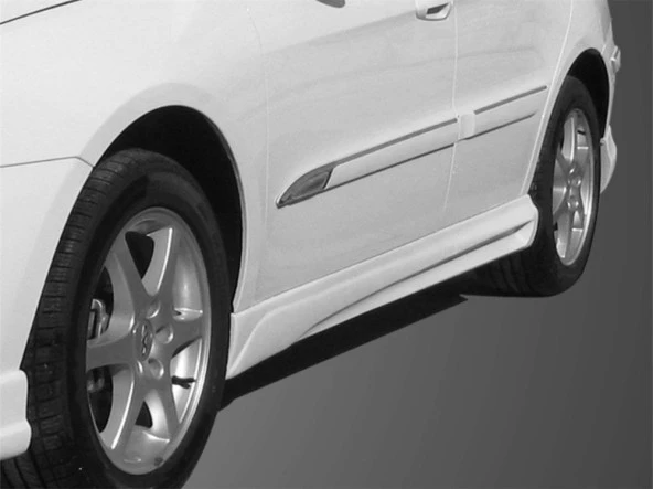 Chery Niche A3 için Sedan Marşpiyel 2 Parça Fiber 2011 Ve Sonrası
