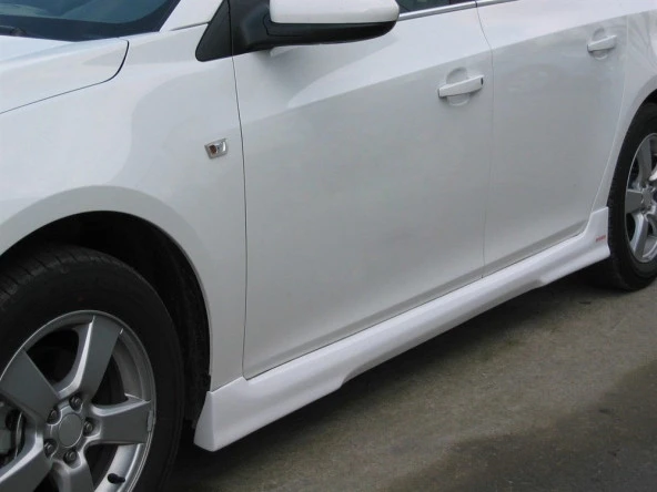 Chevrolet Cruze Marşpiyel için 2 Parça Fiber 2009 Ve Sonrası
