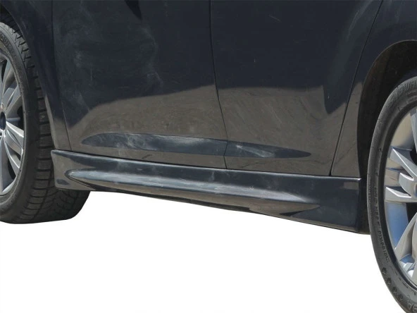 Ford Focus 3 için Marşpiyel 2 Parça Fiber 2011-2014