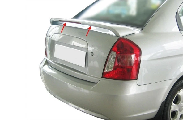 Hyundai Accent Era için Mc Spoiler Bagaj Yüksek (Işıklı) Fiber 2006-2011