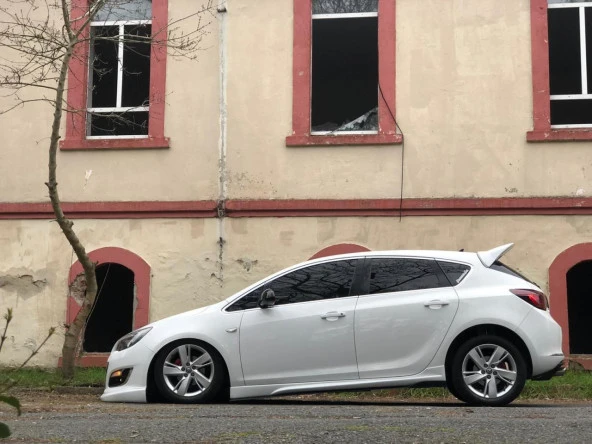Opel Astra J için Opc Yan Marşpiyel