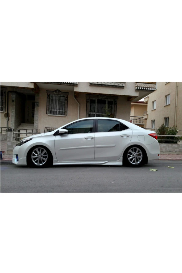 Toyota Corolla Yan Marşpiyel Takımı (2013-2018) Boyasız