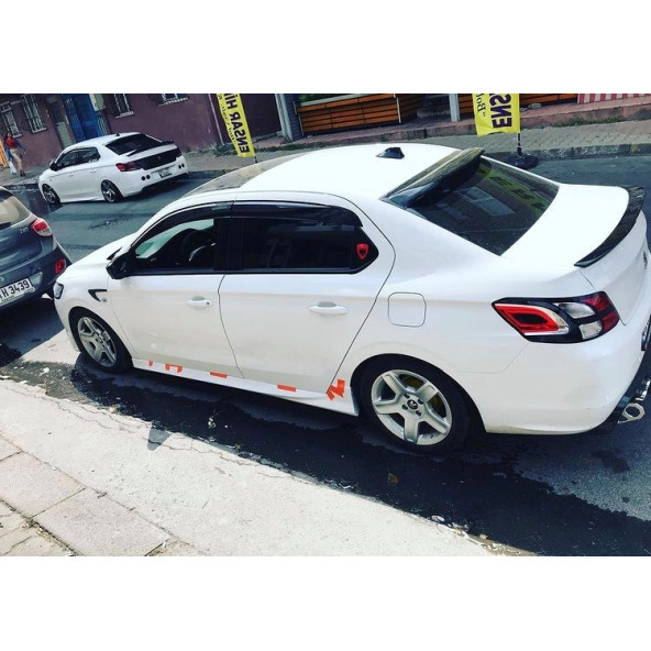 Peugeot 301 Yan Marşpiyel Takımı - Fiber - Boyasız