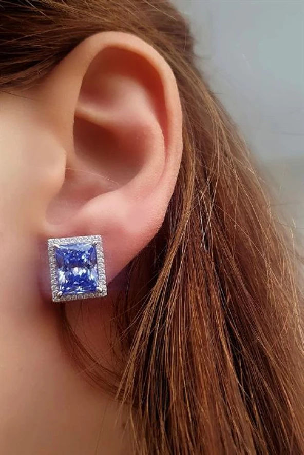 Sky Diamond Purple Aleksantrit Taşlı 925Ayar Gümüş Beyaz Altın Kaplama Lüks Baget Küpe ürün görseli