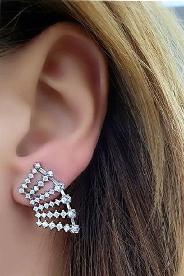 İtalyan Tasarımı 925Ayar Gümüş Pırlanta Parlaklığında Zirkon Taşlı Küpe ürün görseli